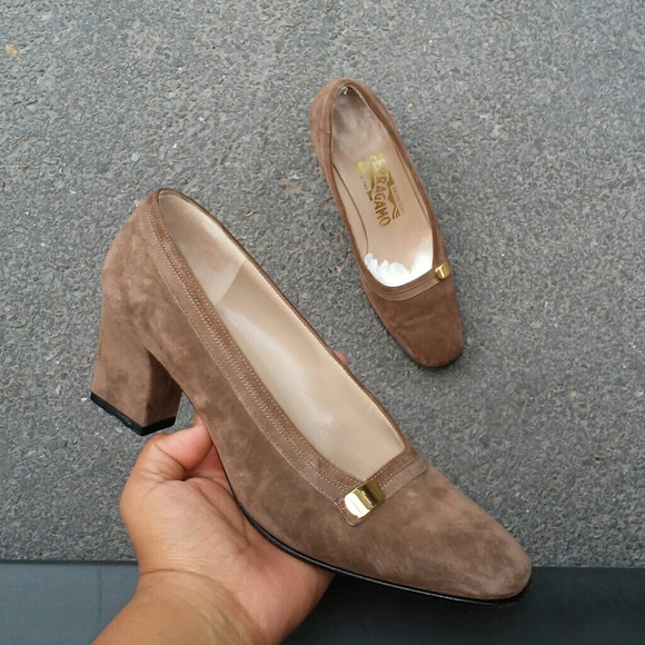 Salvatore Ferragamo Shoes - Ferragamo Great condition suede nude heels
